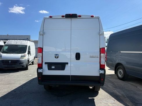 Used 2023 RAM ProMaster 2500 FWD image 6