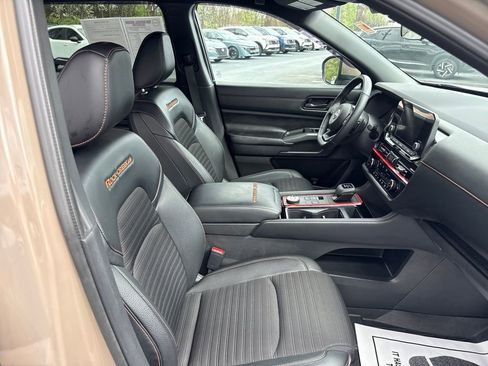 Used 2023 Nissan Pathfinder Rock Creek image 30