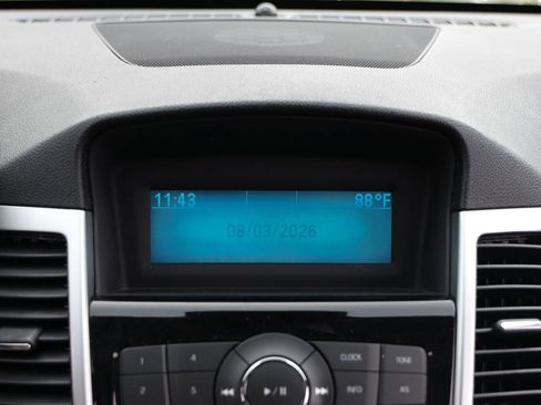 Used 2015 Chevrolet Cruze L FWD image 31