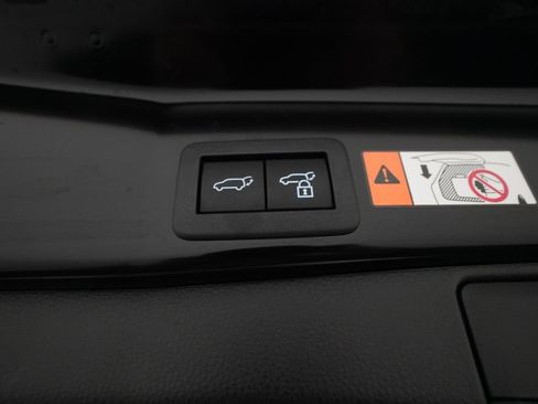 Used 2026 Toyota RAV4 XLE Premium AWD/4WD image 15