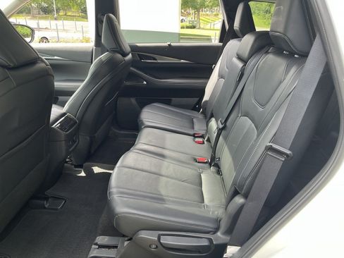 Used 2023 INFINITI QX60 Luxe w/ Performance Audio Package AWD/4WD image 23