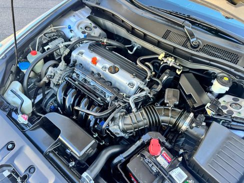 Used 2011 Honda Accord LX-P image 16