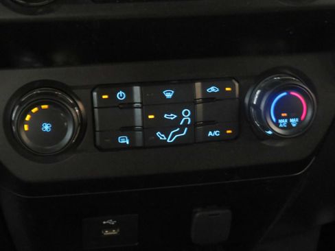 Used 2019 Ford F250 XLT w/ FX4 Off-Road Package AWD/4WD image 39