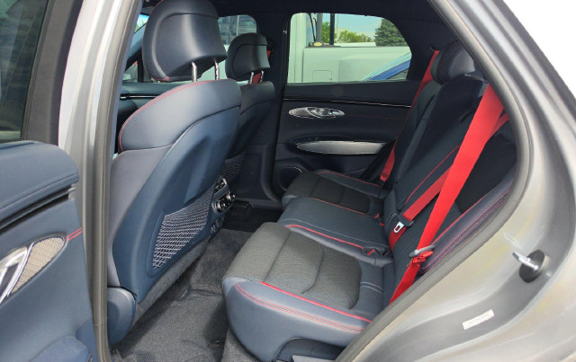 Used 2023 Genesis GV70 2.5T w/ Sport Prestige Package AWD/4WD image 8
