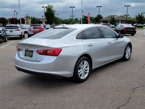 Used 2016 Chevrolet Malibu LT FWD image 4