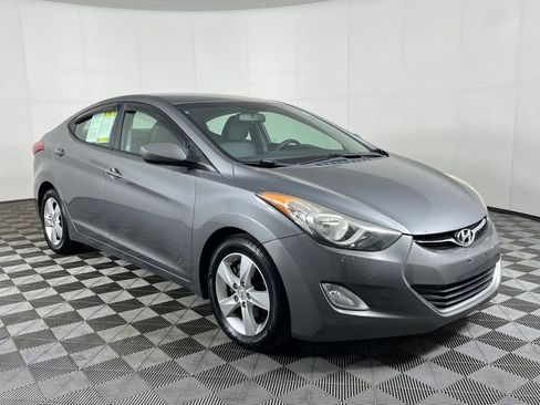 Used 2012 Hyundai Elantra GLS w/ Preferred Pkg 3 image 3