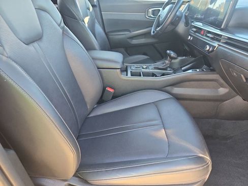 Certified 2024 Kia Sorento S image 20