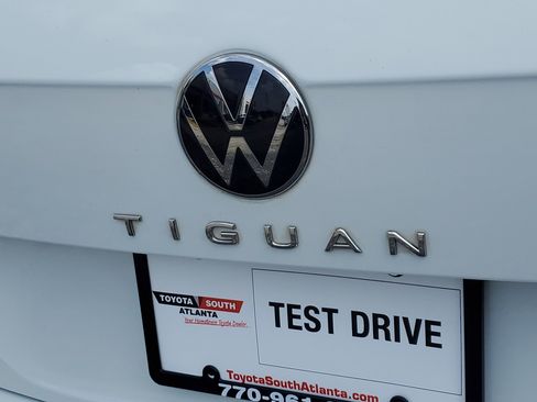 Used 2024 Volkswagen Tiguan S FWD image 7