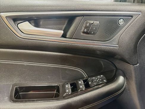 Used 2020 Ford Edge Titanium w/ Cargo Accessory Package FWD image 15