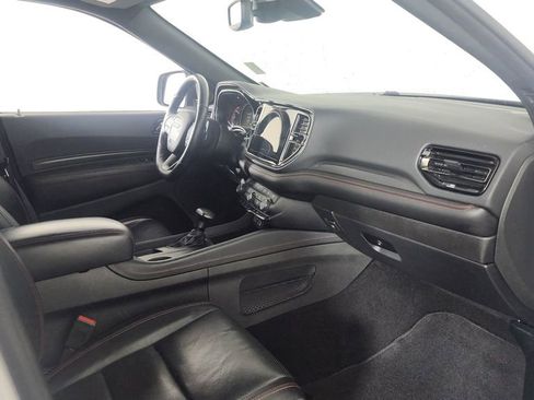 Used 2023 Dodge Durango GT image 31