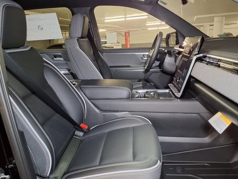 New 2026 GMC Sierra EV Elevation AWD/4WD image 6