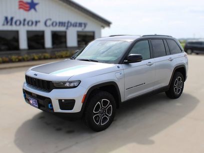 Used 2022 Jeep Grand Cherokee Trailhawk w/ Luxury Tech Group III