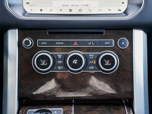 Used 2017 Land Rover Range Rover Long Wheelbase Supercharged image 15