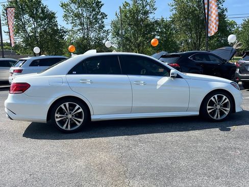 Used 2014 Mercedes-Benz E 350 Sedan image 10