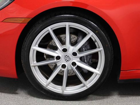 Certified 2022 Porsche 911 Carrera RWD image 38