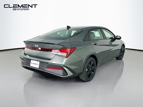 New 2026 Hyundai Elantra Sport image 6