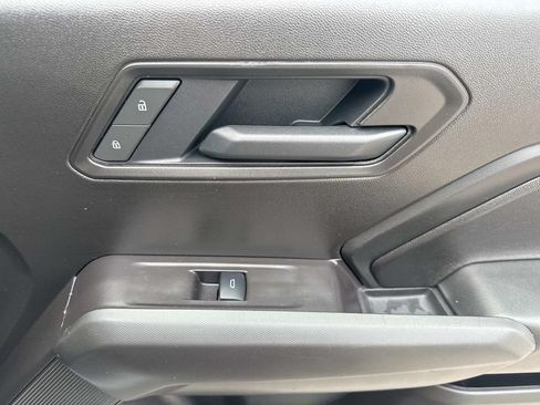 Used 2025 Chevrolet Colorado W/T w/ WT Custom Package RWD image 15