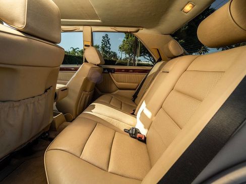 Used 1995 Mercedes-Benz E 320 Sedan image 47