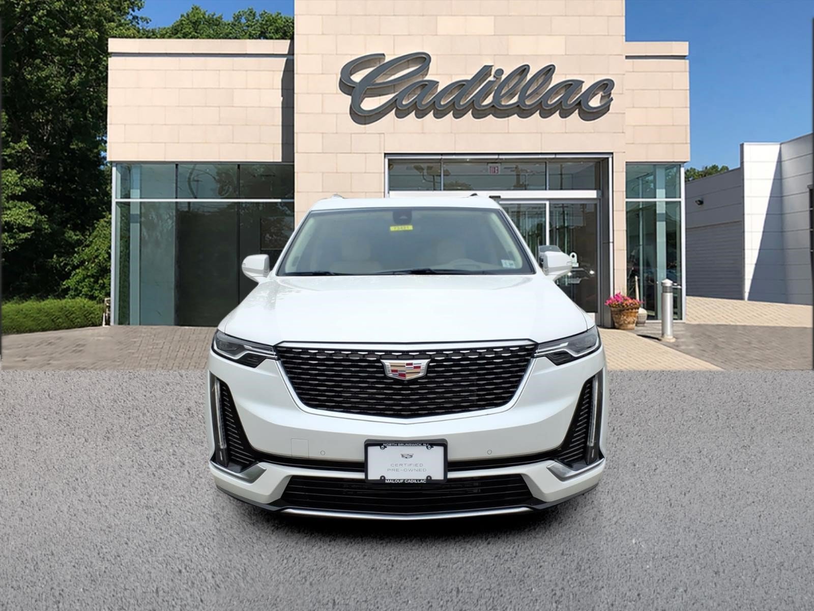Certified 2024 Cadillac XT6 Premium Luxury w/ Technology Package AWD/4WD image 8