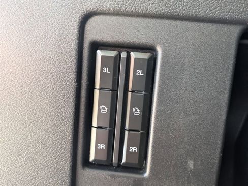 Used 2024 Ford Expedition Max Limited AWD/4WD image 16