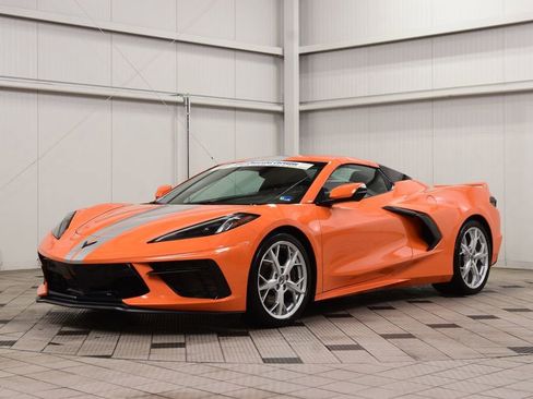 Used 2023 Chevrolet Corvette Stingray Premium Conv w/ Z51 Performance Package RWD image 3