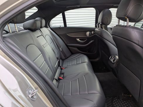 Used 2020 Mercedes-Benz C 300 4MATIC Sedan image 29