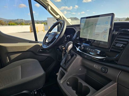 Used 2023 Ford Transit 350 XLT RWD image 11