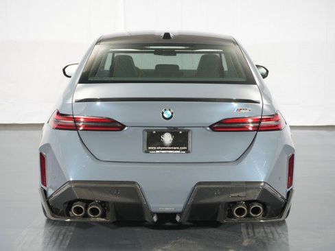 Used 2026 BMW M5 w/ Carbon Package image 21