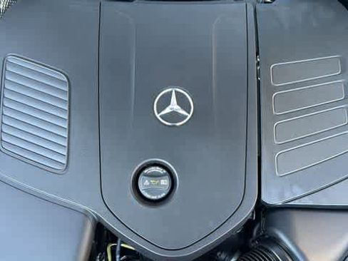 Used 2026 Mercedes-Benz GLC 300 4MATIC image 13
