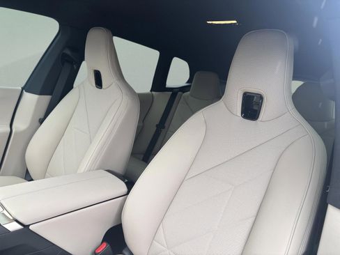 Used 2026 BMW iX xDrive45 image 22