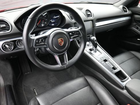 Used 2017 Porsche 718 Boxster image 11