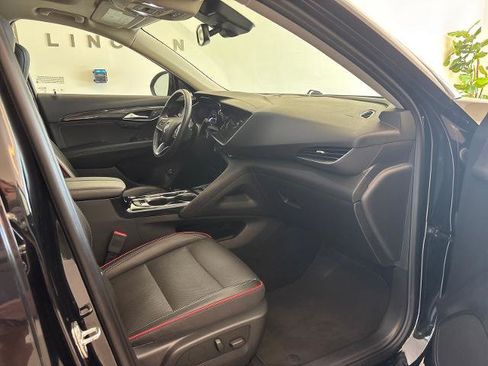 Used 2022 Buick Envision Essence w/ Technology Package I FWD image 6