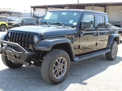 Used 2020 Jeep Gladiator Overland w/ Popular Equipment Package AWD/4WD image 15