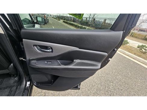 Used 2020 Nissan Murano SL image 36