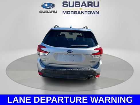 Used 2021 Subaru Forester Limited image 6