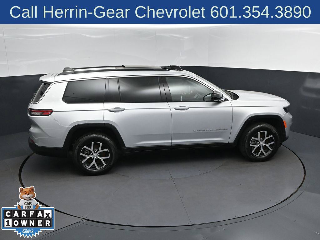 Used 2025 Jeep Grand Cherokee L Limited RWD image 35