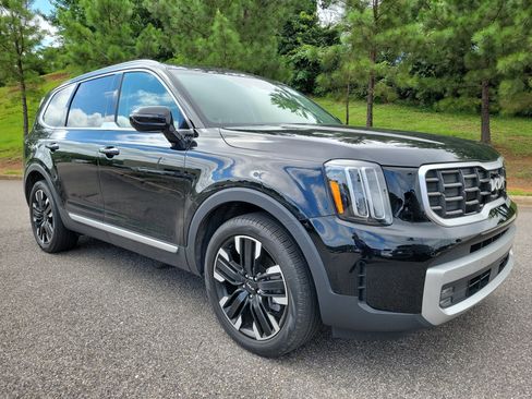Used 2024 Kia Telluride SX FWD image 1