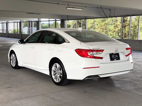 Used 2018 Honda Accord LX image 7