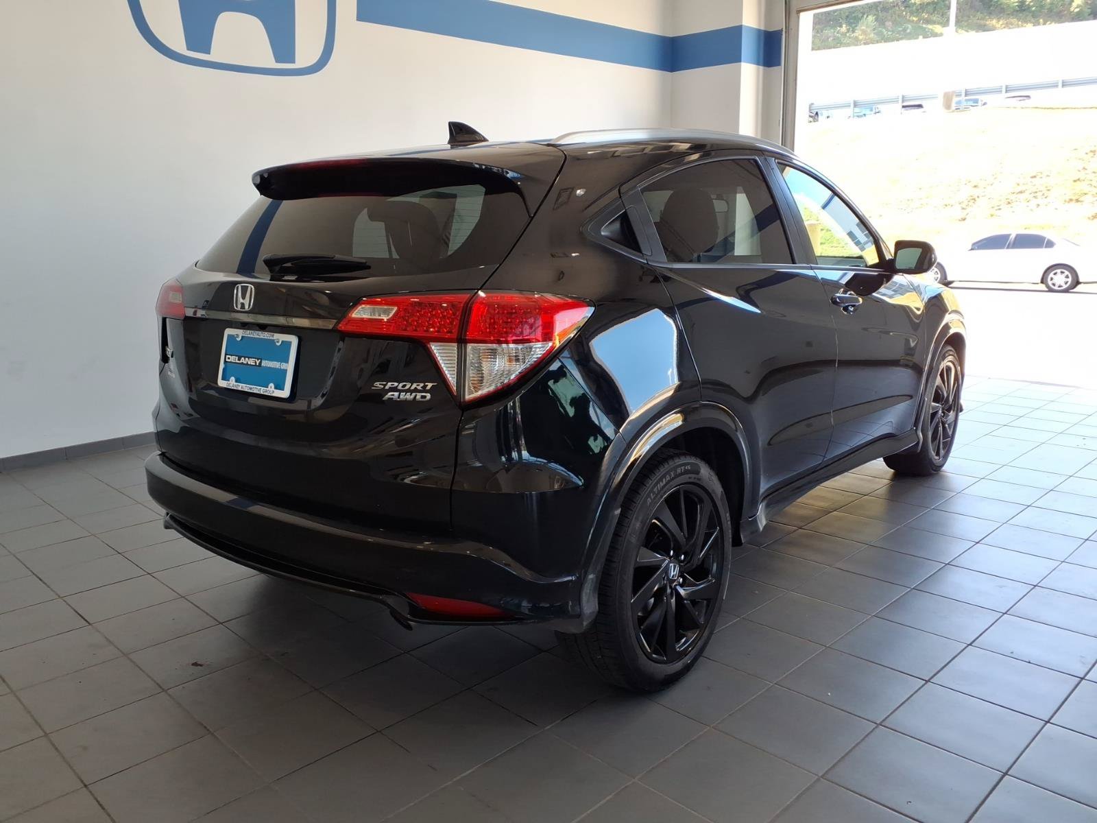 Certified 2022 Honda HR-V Sport image 5