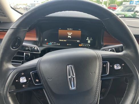 Used 2024 Lincoln Aviator Reserve AWD/4WD image 24