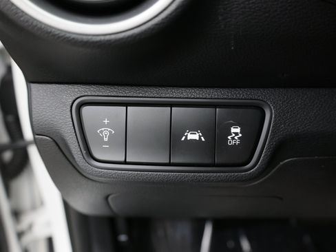 Used 2021 Kia Forte LXS FWD image 14