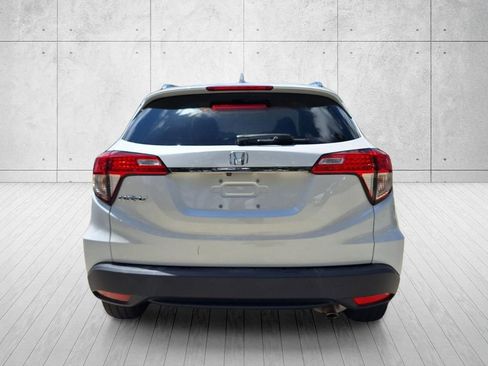 Used 2022 Honda HR-V EX image 6