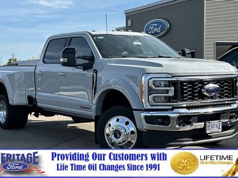 New 2026 Ford F450 Lariat w/ Lariat Ultimate Package image 2