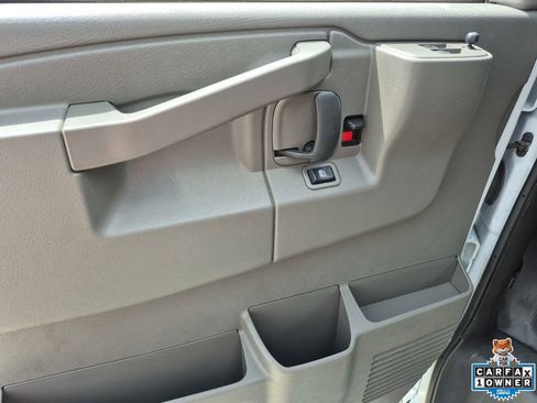 Used 2024 GMC Savana 2500 w/ Driver Convenience Package RWD image 13