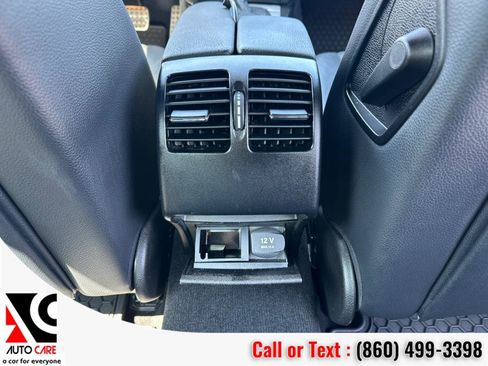 Used 2013 Mercedes-Benz C 300 Sport image 11