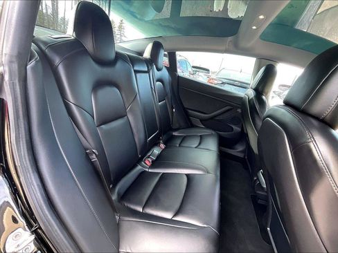 Used 2021 Tesla Model 3 Performance image 27