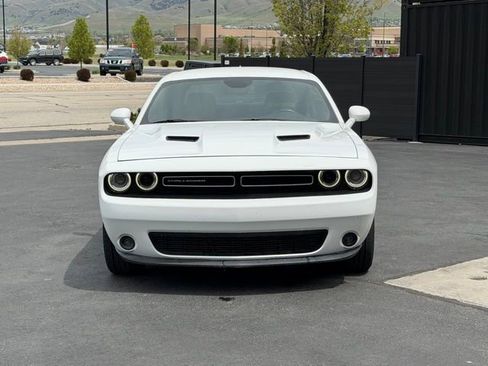 Used 2018 Dodge Challenger GT w/ Driver Convenience Group image 2