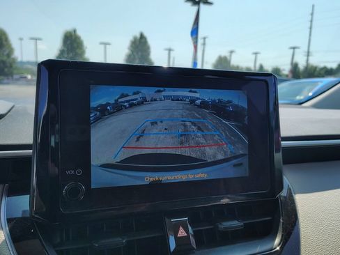 Used 2024 Toyota Corolla LE FWD image 14