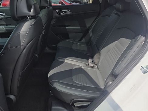 Used 2024 Kia Sportage SX AWD/4WD image 24