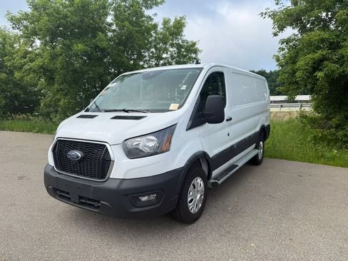Certified 2025 Ford Transit 250 Low Roof w/ Exterior Upgrade Package RWD image 3